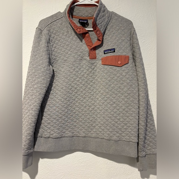 Patagonia Quilted Pullover - Picture 1 of 3